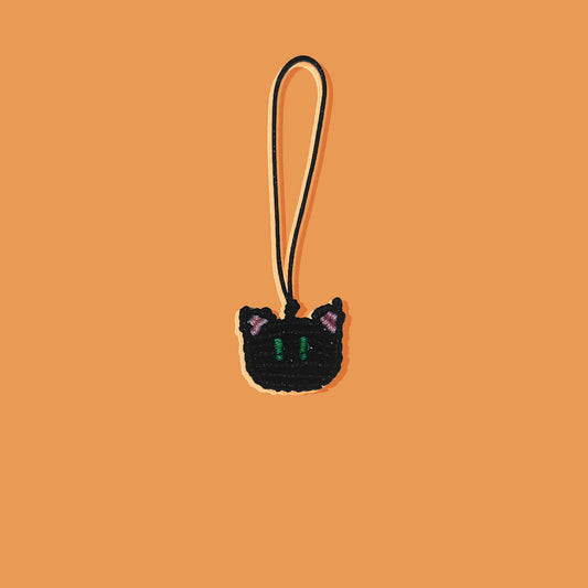 Midnight Kitty | Emerald Eyes